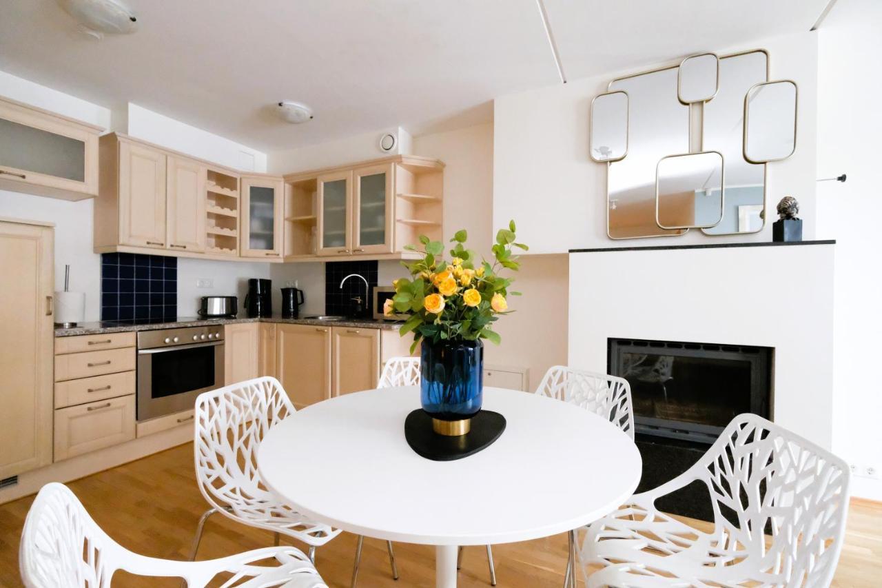 Tallinn City Apartments Roosikrantsi Extérieur photo